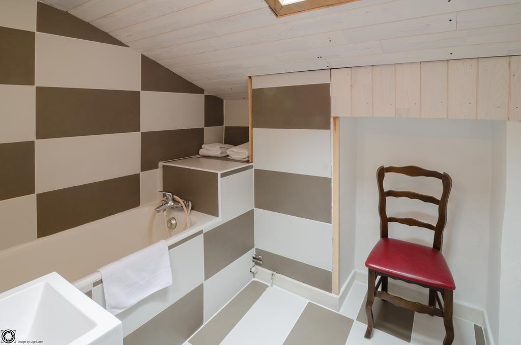 Hotel De La Gare Bayonne Room photo